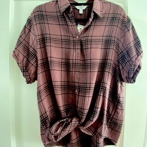 Short Sleeve Express Plaid Flannel Top